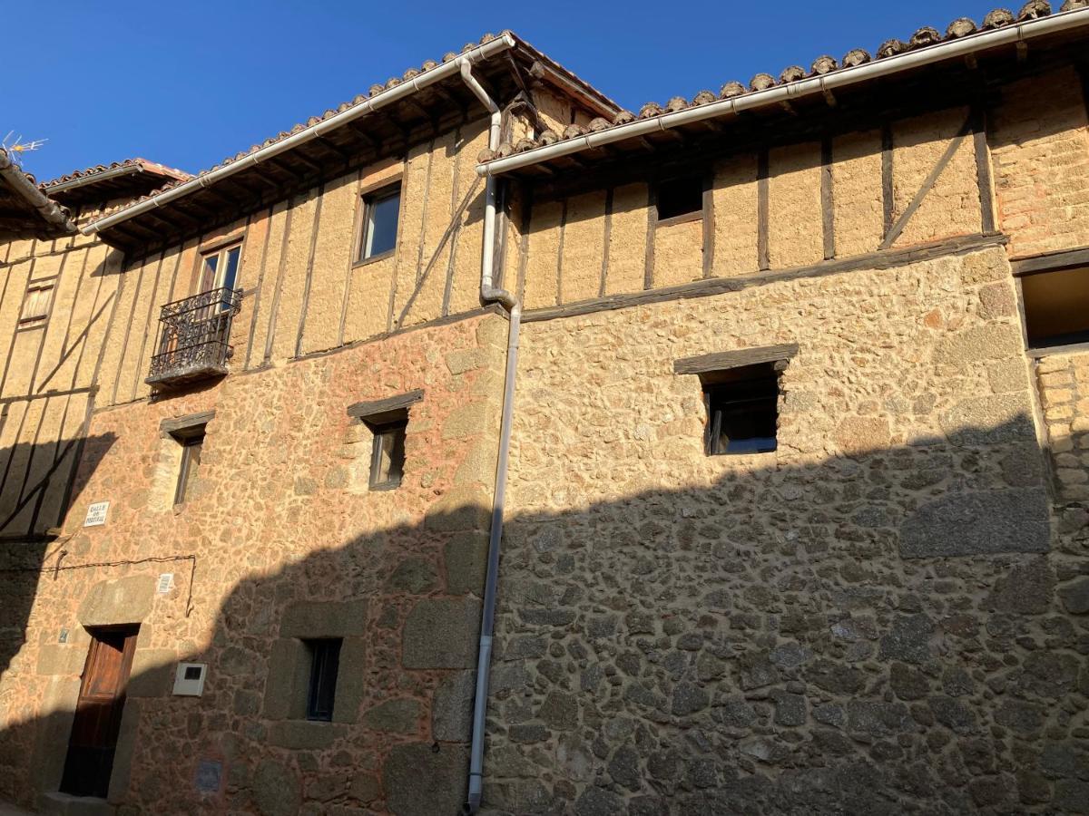 El Jazmin De La Fuente Casa Rural Guijo de Santa Bárbara Dış mekan fotoğraf
