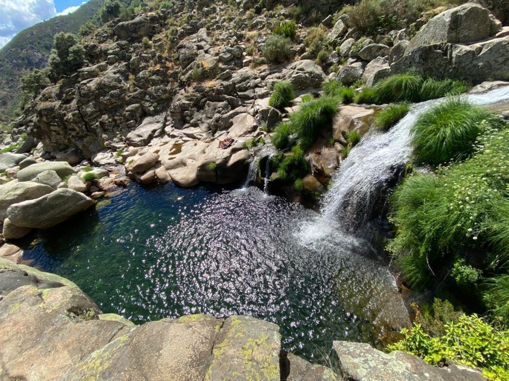 El Jazmin De La Fuente Casa Rural Guijo de Santa Bárbara Dış mekan fotoğraf